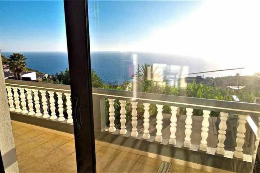 Arcos Grands Suites With Enormous And Private Pool. Arco da Calheta  Dış mekan fotoğraf