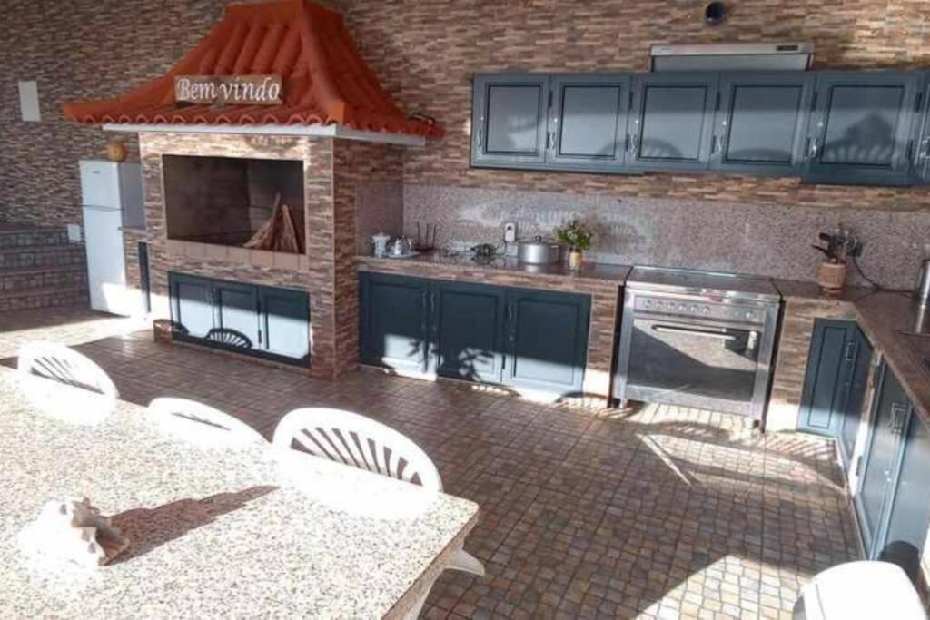 Arcos Grands Suites With Enormous And Private Pool. Arco da Calheta  Dış mekan fotoğraf