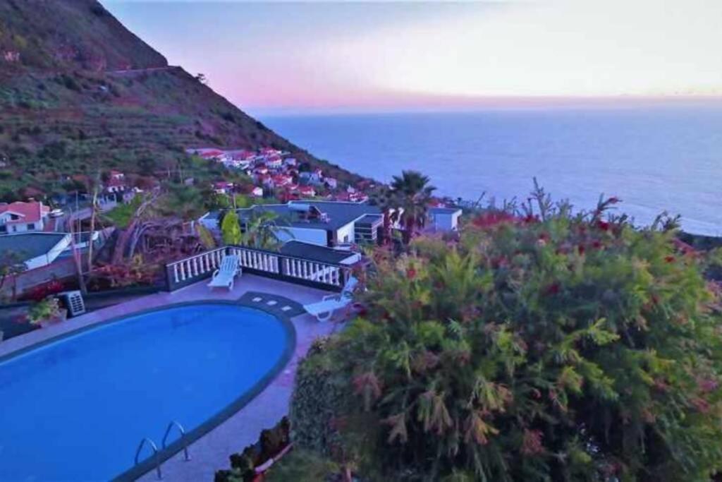Arcos Grands Suites With Enormous And Private Pool. Arco da Calheta  Dış mekan fotoğraf