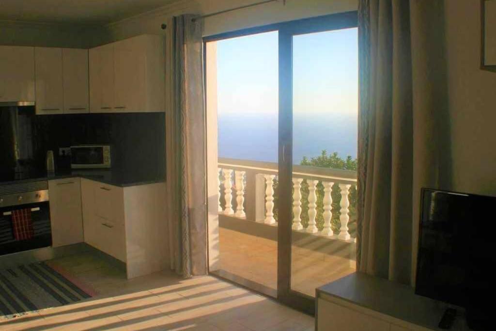 Arcos Grands Suites With Enormous And Private Pool. Arco da Calheta  Dış mekan fotoğraf